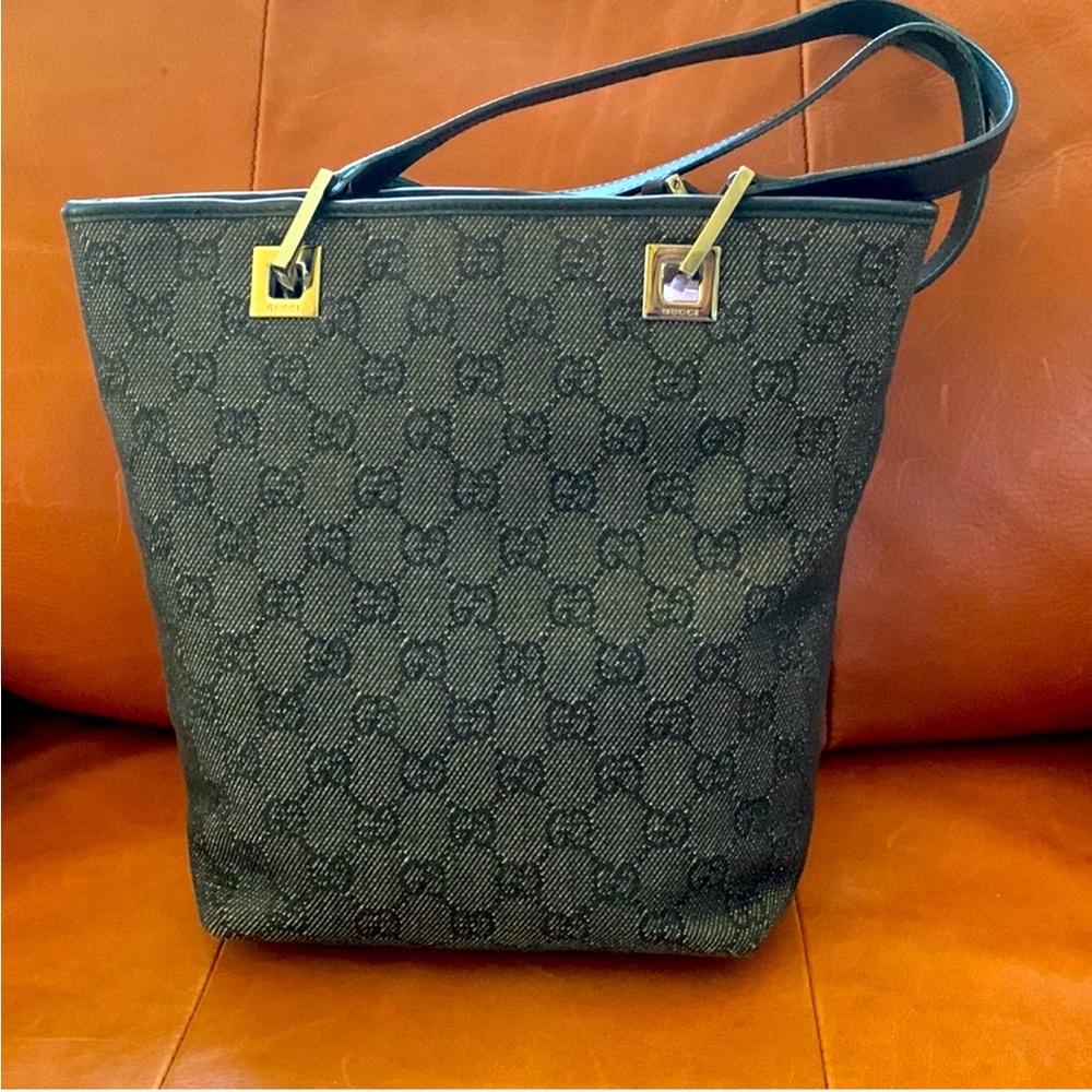Gucci Vintage Signature Canvas Tote